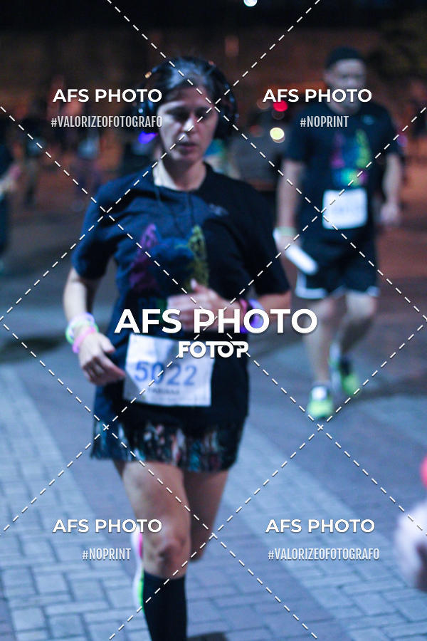 Acquista le foto dell'eventoNeon Night Run 2019 - Belo Horizonte in Fotop