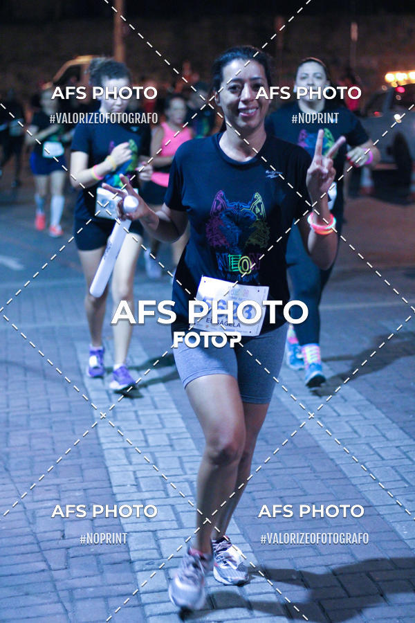 Acquista le foto dell'eventoNeon Night Run 2019 - Belo Horizonte in Fotop