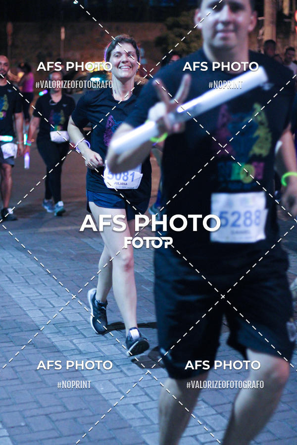 Acquista le foto dell'eventoNeon Night Run 2019 - Belo Horizonte in Fotop