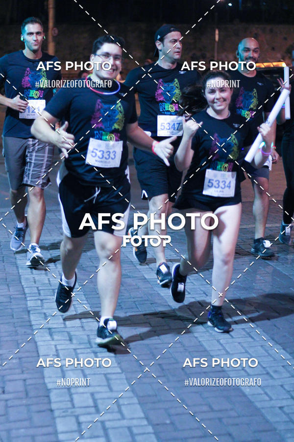 Acquista le foto dell'eventoNeon Night Run 2019 - Belo Horizonte in Fotop