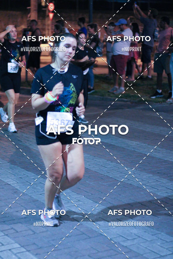 Acquista le foto dell'eventoNeon Night Run 2019 - Belo Horizonte in Fotop