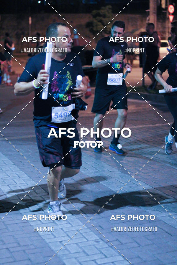Acquista le foto dell'eventoNeon Night Run 2019 - Belo Horizonte in Fotop