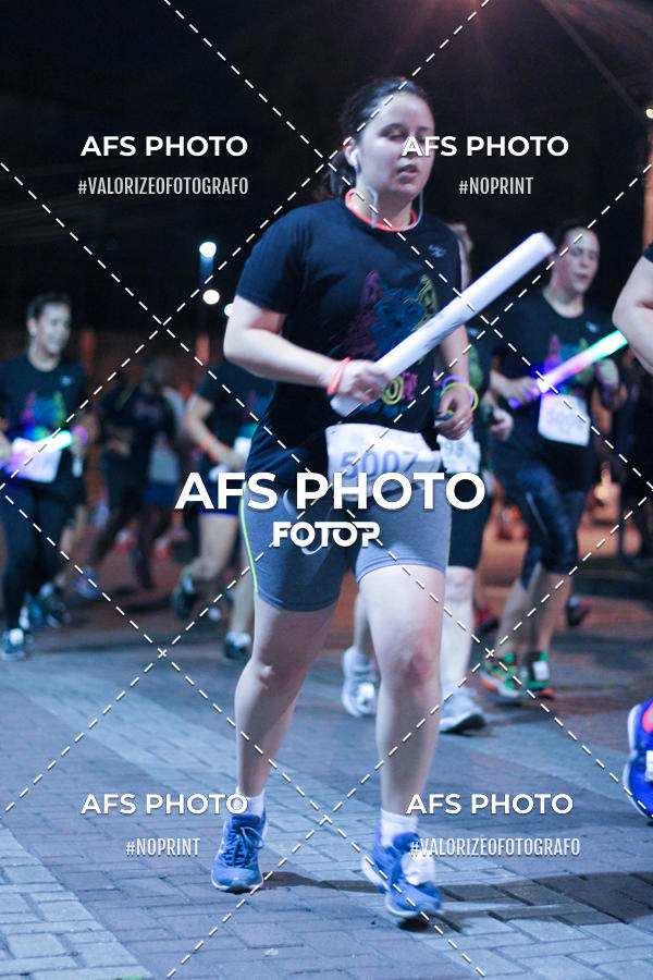 Compra tus fotos del eventoNeon Night Run 2019 - Belo Horizonte En Fotop