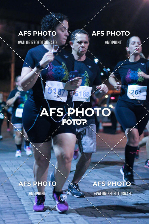 Compra tus fotos del eventoNeon Night Run 2019 - Belo Horizonte En Fotop