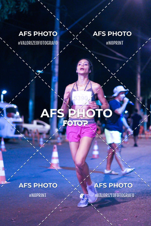 Compre suas fotos do eventoNeon Night Run 2019 - Belo Horizonte no Fotop
