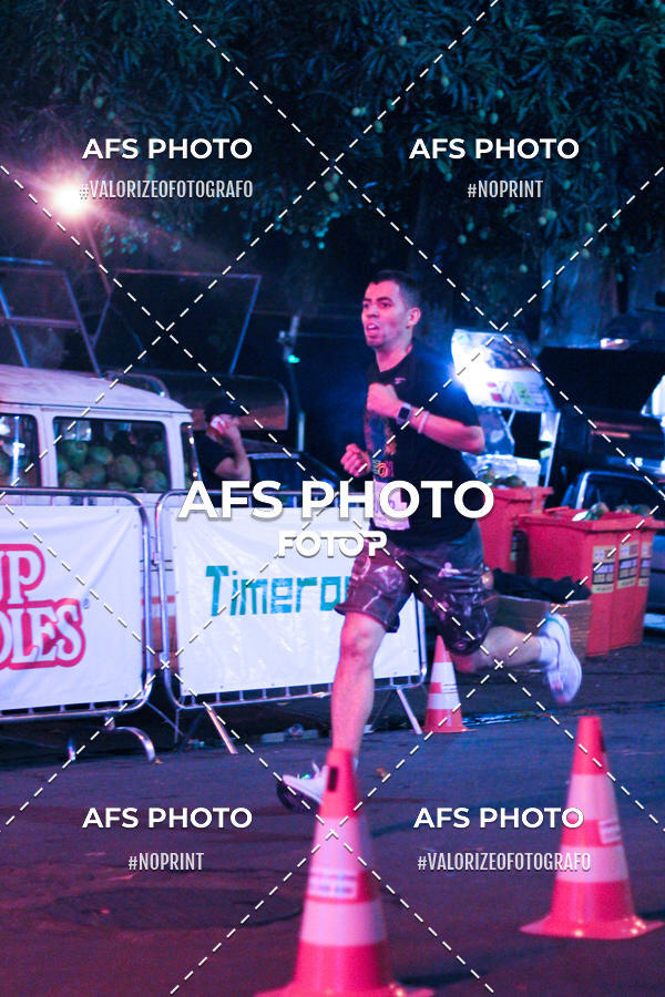 Compre suas fotos do eventoNeon Night Run 2019 - Belo Horizonte no Fotop