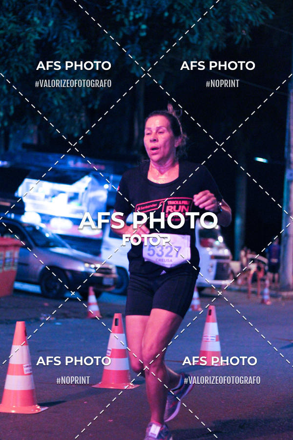 Compre suas fotos do eventoNeon Night Run 2019 - Belo Horizonte no Fotop