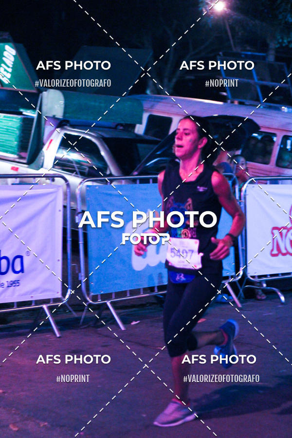 Compre suas fotos do eventoNeon Night Run 2019 - Belo Horizonte no Fotop