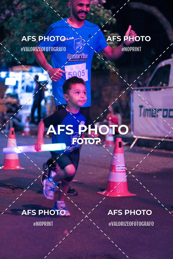 Compra tus fotos del eventoNeon Night Run 2019 - Belo Horizonte En Fotop
