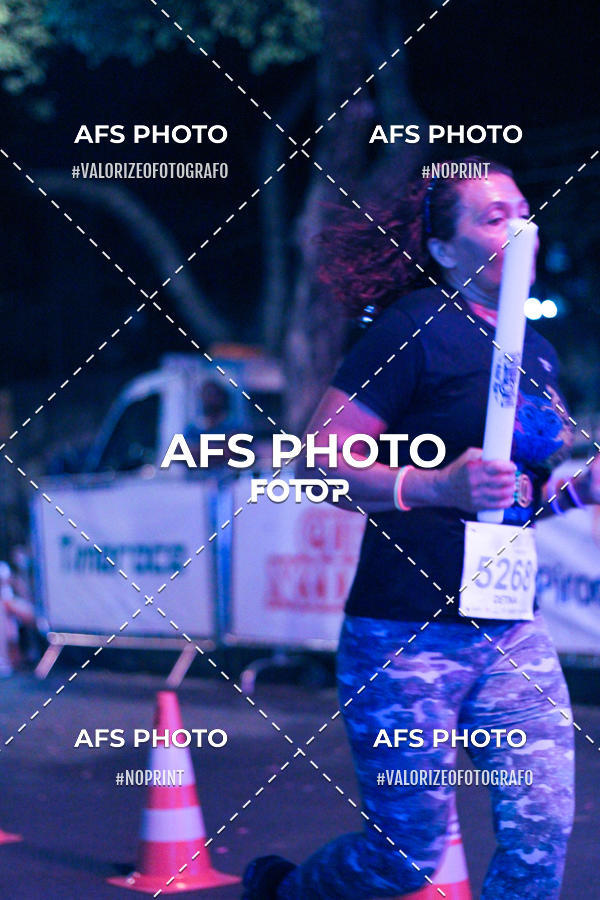 Achetez vos photos de l'vnementNeon Night Run 2019 - Belo Horizonte sur Fotop