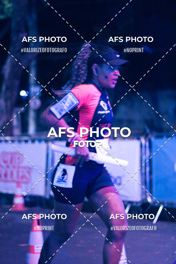 Compra tus fotos del eventoNeon Night Run 2019 - Belo Horizonte En Fotop