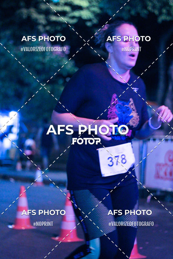 Compre suas fotos do eventoNeon Night Run 2019 - Belo Horizonte no Fotop