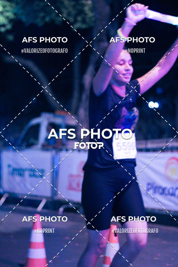 Acquista le foto dell'eventoNeon Night Run 2019 - Belo Horizonte in Fotop