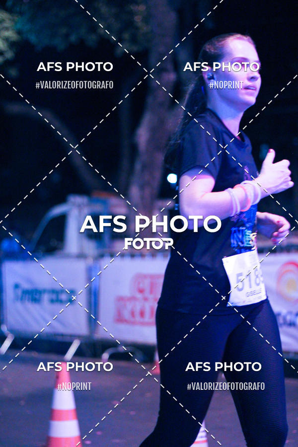 Buy your photos of the eventNeon Night Run 2019 - Belo Horizonte on Fotop