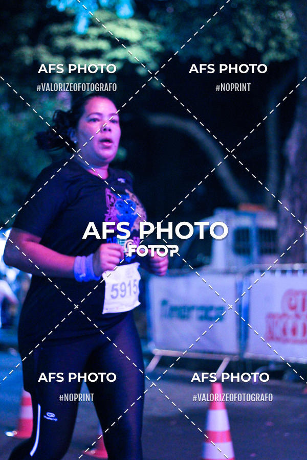 Compra tus fotos del eventoNeon Night Run 2019 - Belo Horizonte En Fotop