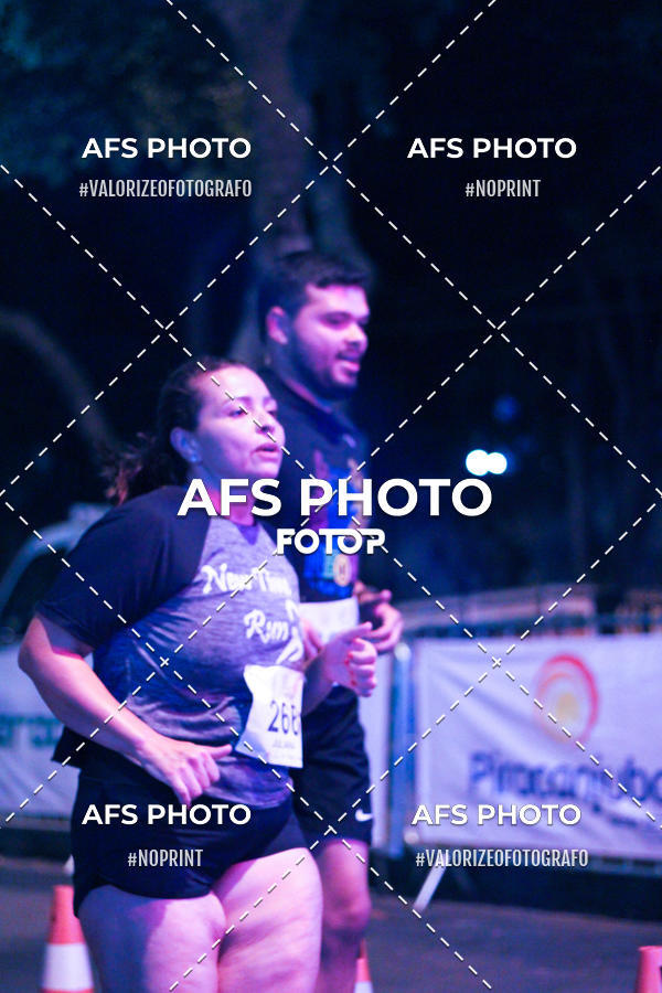 Buy your photos of the eventNeon Night Run 2019 - Belo Horizonte on Fotop