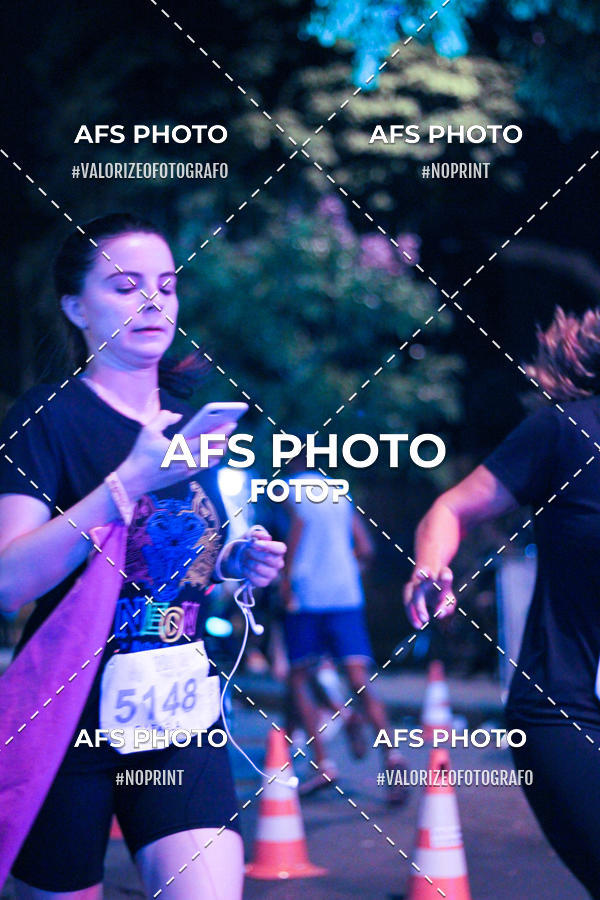 Buy your photos of the eventNeon Night Run 2019 - Belo Horizonte on Fotop