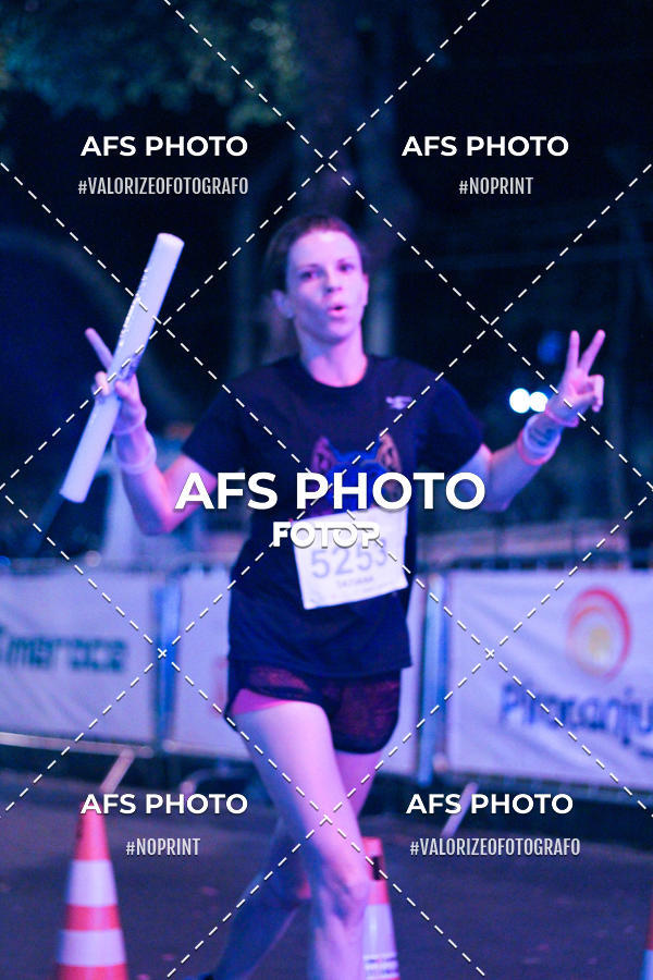 Buy your photos of the eventNeon Night Run 2019 - Belo Horizonte on Fotop