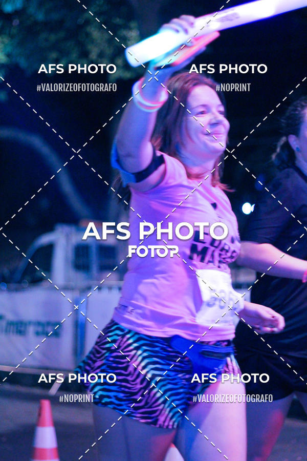 Acquista le foto dell'eventoNeon Night Run 2019 - Belo Horizonte in Fotop