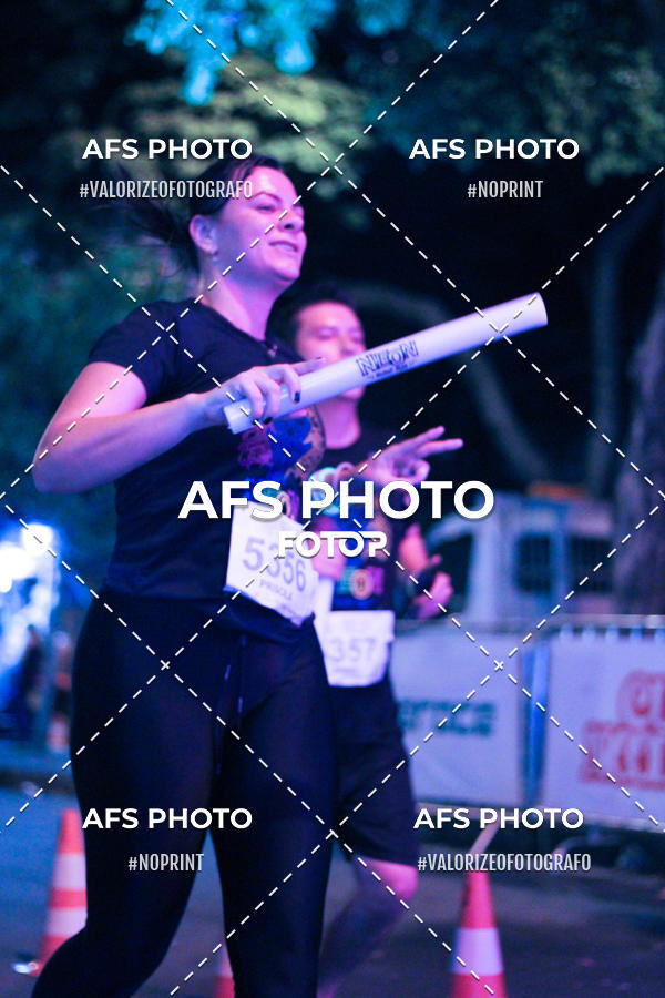 Acquista le foto dell'eventoNeon Night Run 2019 - Belo Horizonte in Fotop