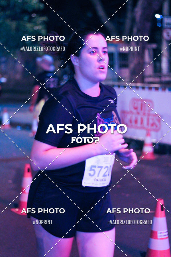 Acquista le foto dell'eventoNeon Night Run 2019 - Belo Horizonte in Fotop