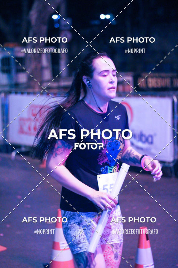 Achetez vos photos de l'vnementNeon Night Run 2019 - Belo Horizonte sur Fotop