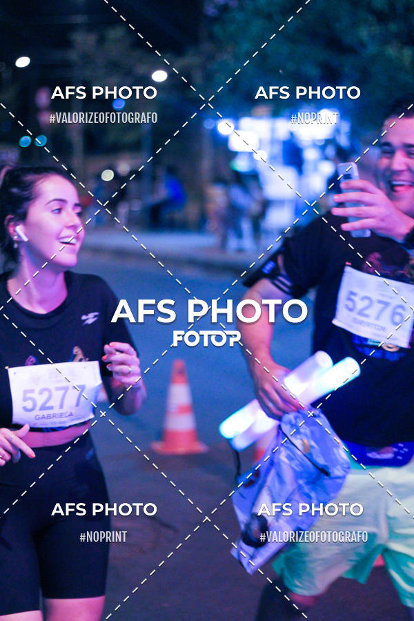Buy your photos of the eventNeon Night Run 2019 - Belo Horizonte on Fotop