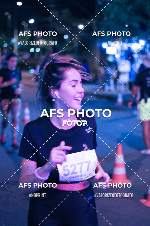 Buy your photos of the eventNeon Night Run 2019 - Belo Horizonte on Fotop
