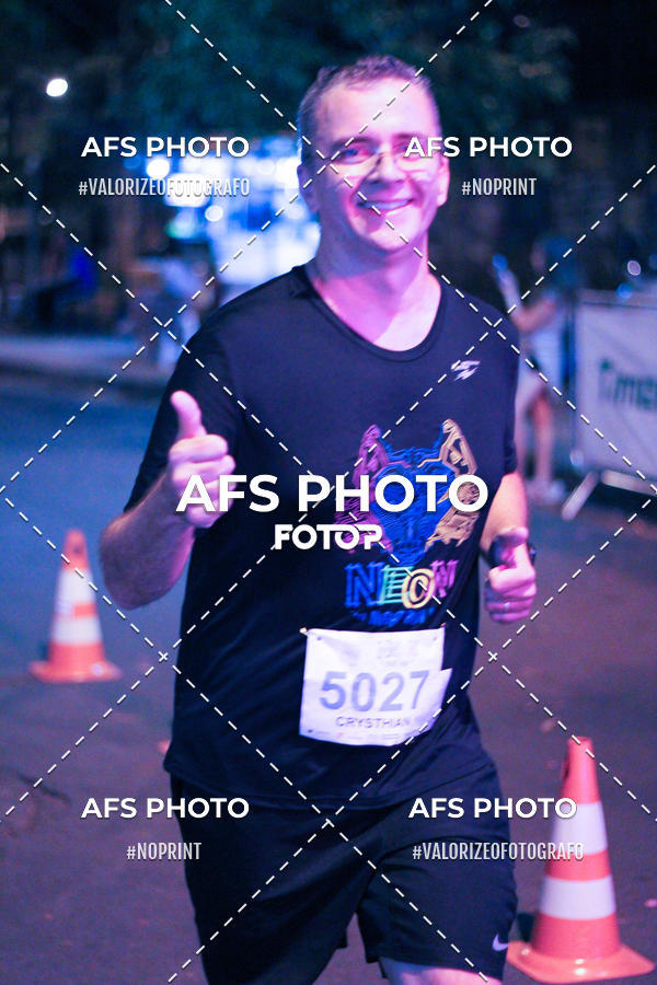 Buy your photos of the eventNeon Night Run 2019 - Belo Horizonte on Fotop
