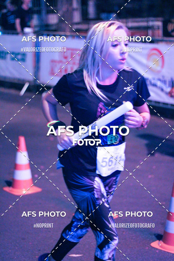Buy your photos of the eventNeon Night Run 2019 - Belo Horizonte on Fotop