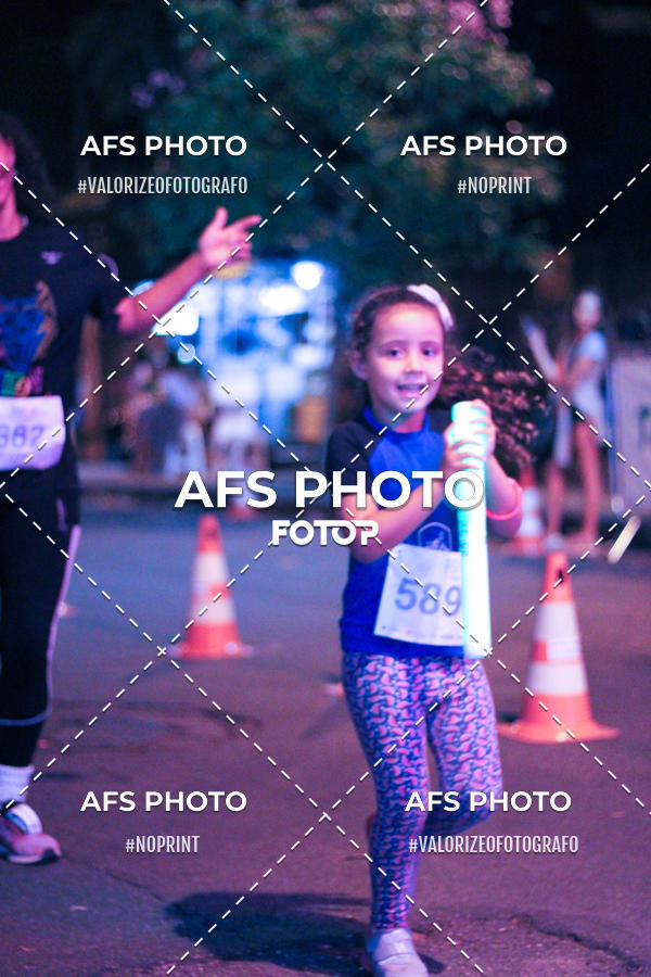 Buy your photos of the eventNeon Night Run 2019 - Belo Horizonte on Fotop