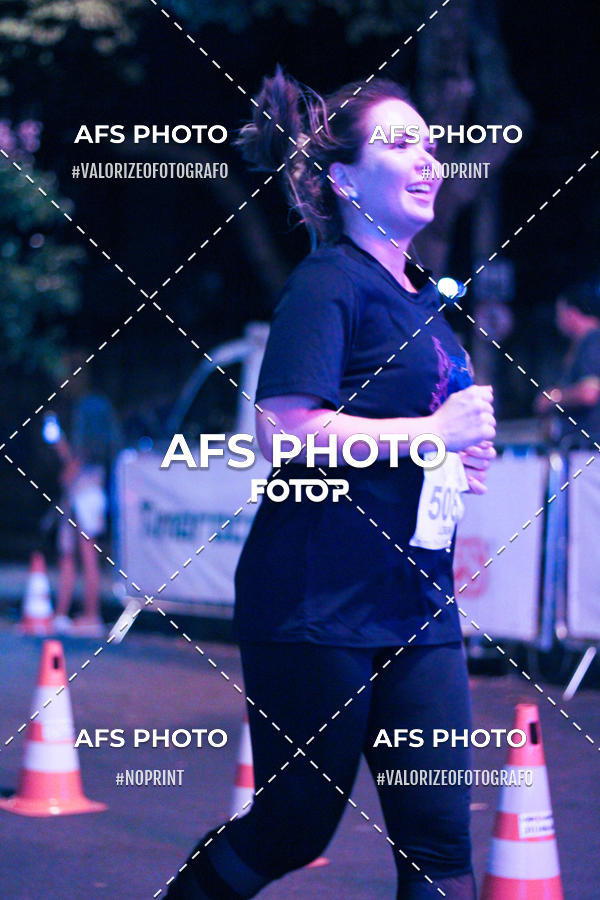 Buy your photos of the eventNeon Night Run 2019 - Belo Horizonte on Fotop