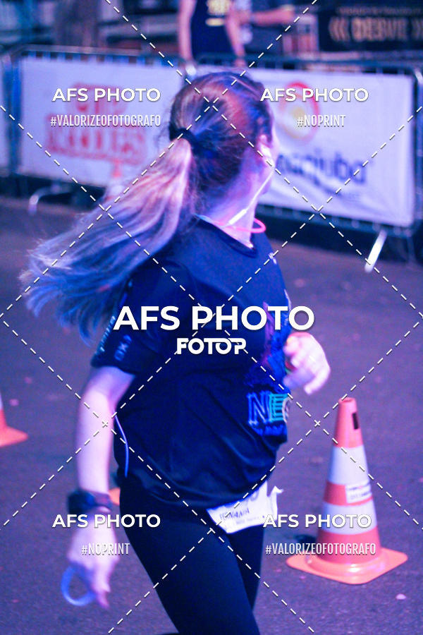 Buy your photos of the eventNeon Night Run 2019 - Belo Horizonte on Fotop