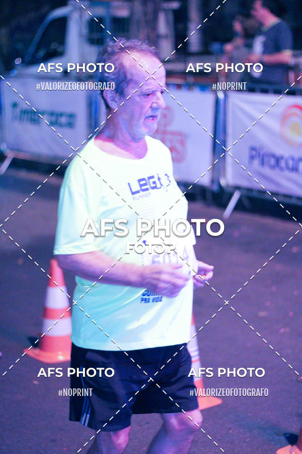 Buy your photos of the eventNeon Night Run 2019 - Belo Horizonte on Fotop