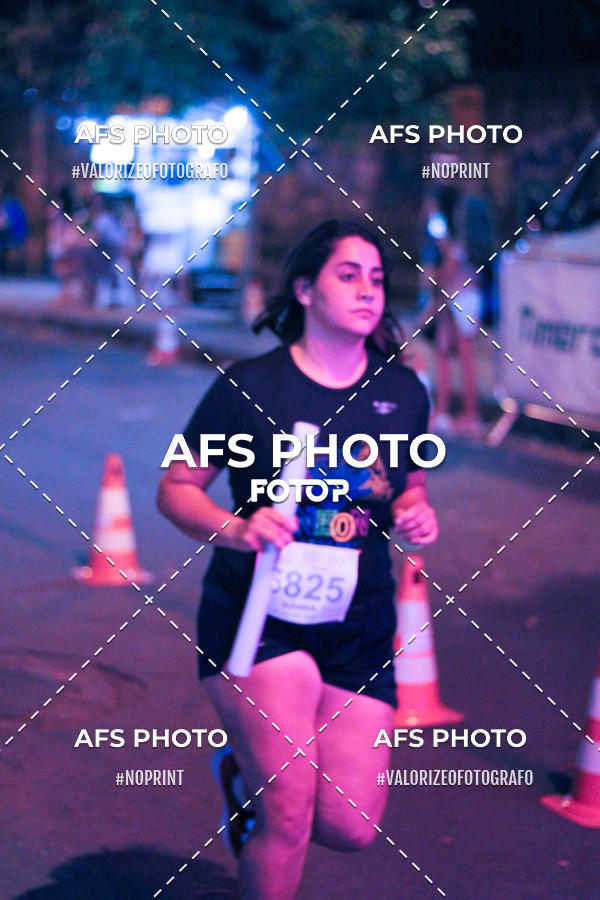 Compra tus fotos del eventoNeon Night Run 2019 - Belo Horizonte En Fotop