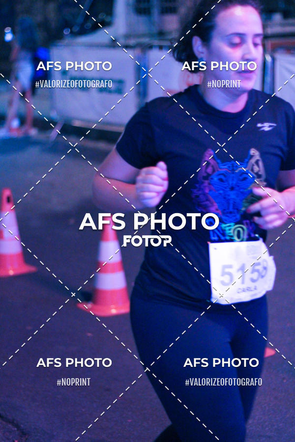 Compra tus fotos del eventoNeon Night Run 2019 - Belo Horizonte En Fotop
