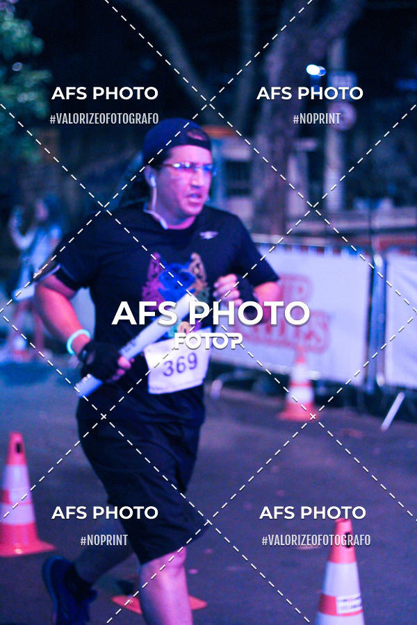 Compra tus fotos del eventoNeon Night Run 2019 - Belo Horizonte En Fotop