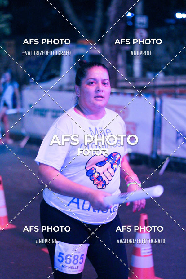 Compra tus fotos del eventoNeon Night Run 2019 - Belo Horizonte En Fotop
