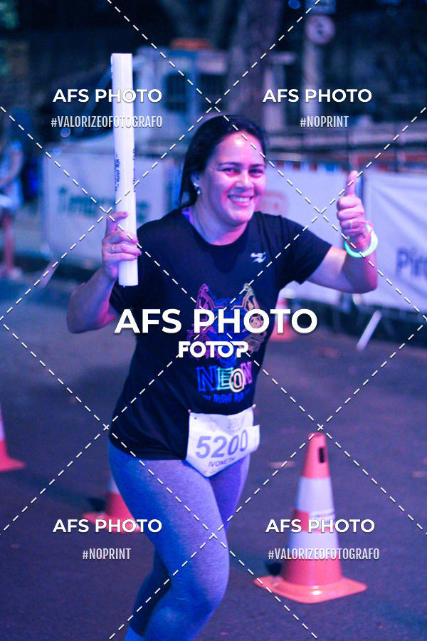 Compra tus fotos del eventoNeon Night Run 2019 - Belo Horizonte En Fotop