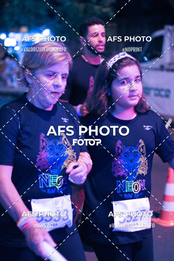 Compre as suas fotos do eventoNeon Night Run 2019 - Belo Horizonte no Fotop