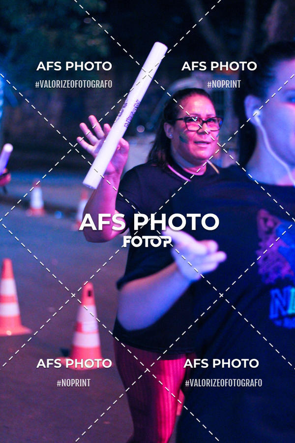 Compre as suas fotos do eventoNeon Night Run 2019 - Belo Horizonte no Fotop