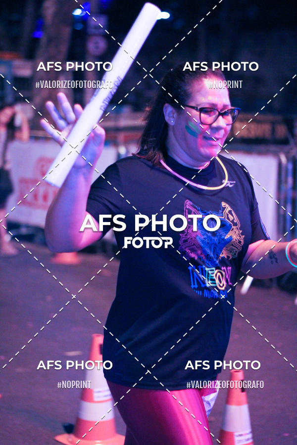 Compre as suas fotos do eventoNeon Night Run 2019 - Belo Horizonte no Fotop