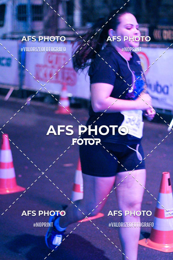 Compre as suas fotos do eventoNeon Night Run 2019 - Belo Horizonte no Fotop
