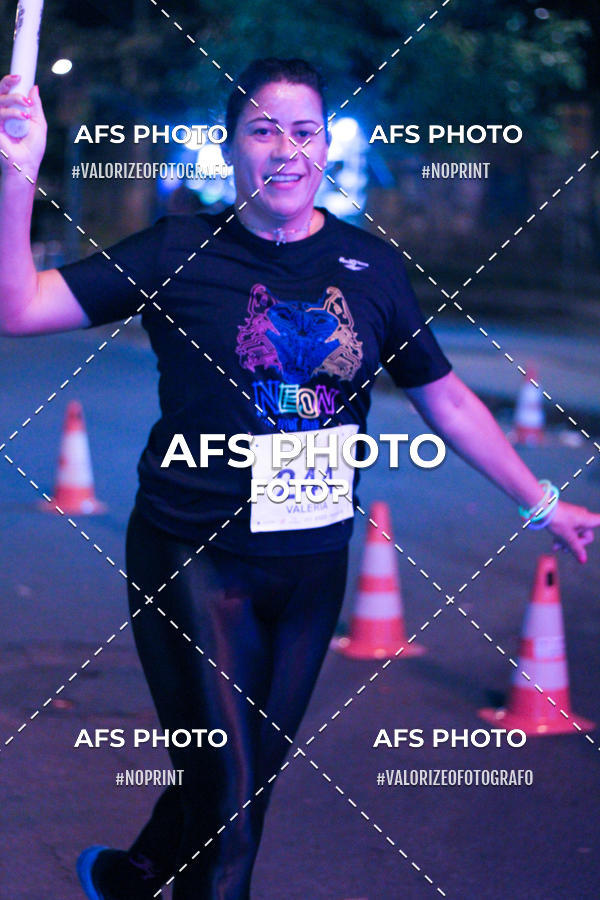 Compre as suas fotos do eventoNeon Night Run 2019 - Belo Horizonte no Fotop