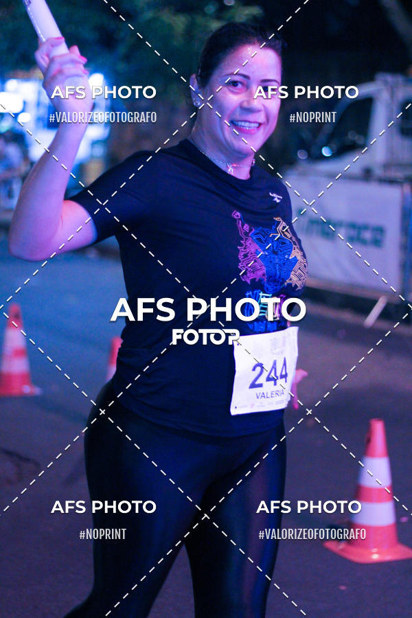 Compre as suas fotos do eventoNeon Night Run 2019 - Belo Horizonte no Fotop