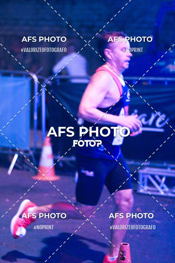 Compre as suas fotos do eventoNeon Night Run 2019 - Belo Horizonte no Fotop