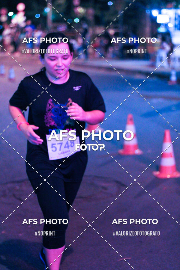 Compra tus fotos del eventoNeon Night Run 2019 - Belo Horizonte En Fotop