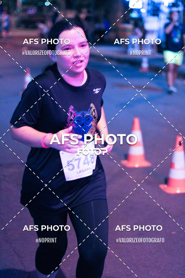 Compra tus fotos del eventoNeon Night Run 2019 - Belo Horizonte En Fotop
