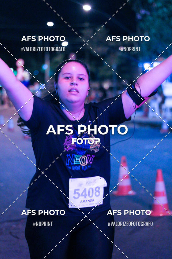 Compra tus fotos del eventoNeon Night Run 2019 - Belo Horizonte En Fotop