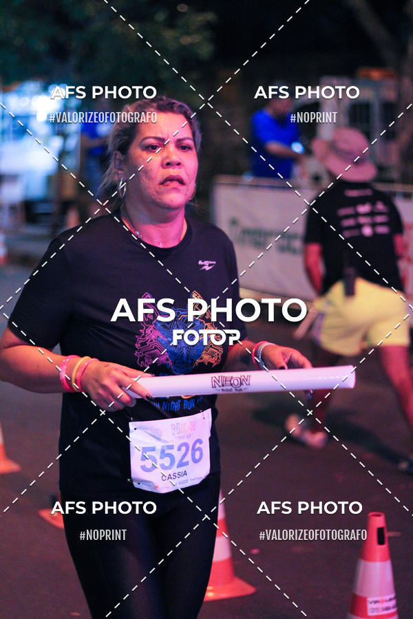 Buy your photos of the eventNeon Night Run 2019 - Belo Horizonte on Fotop